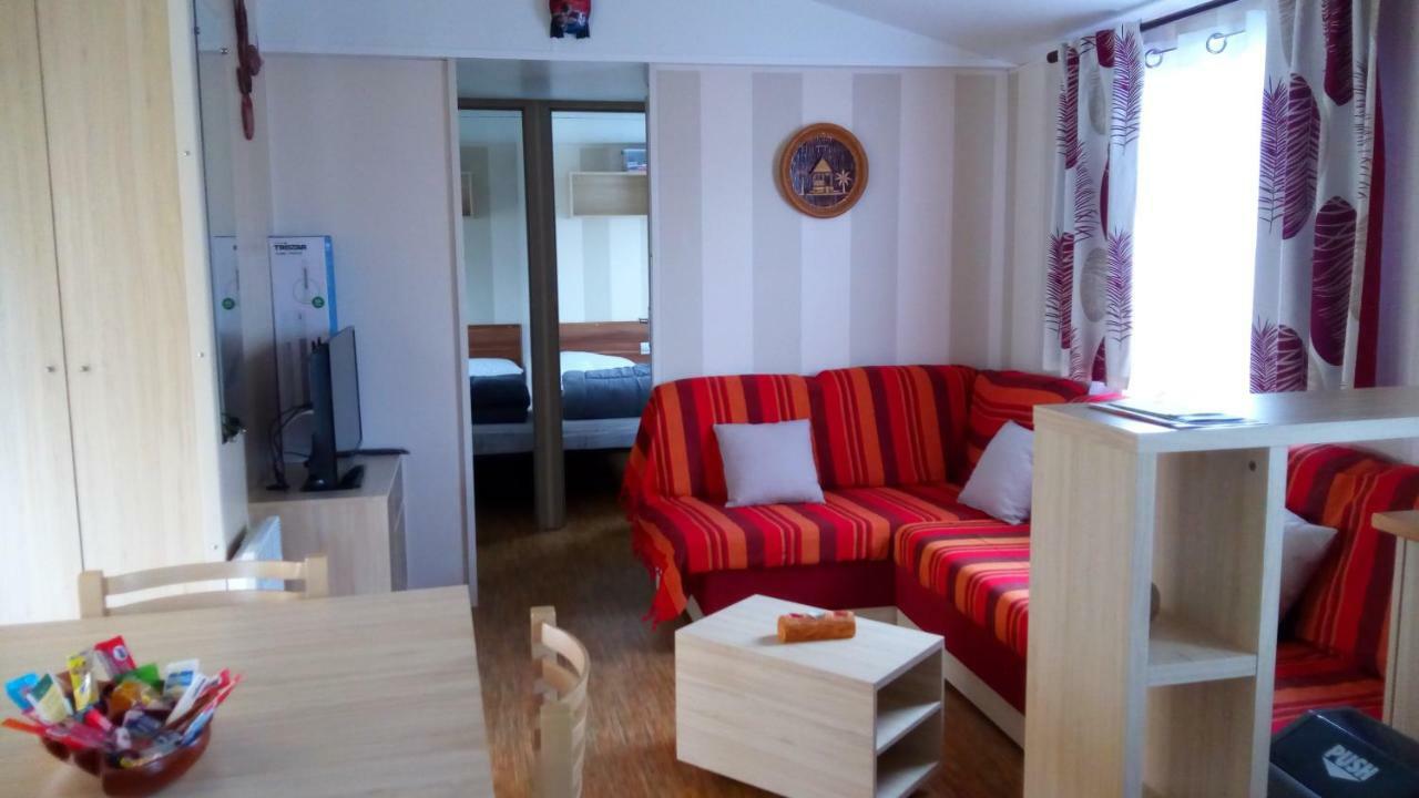 Mobilhome Familial อังแซ็ง ภายนอก รูปภาพ